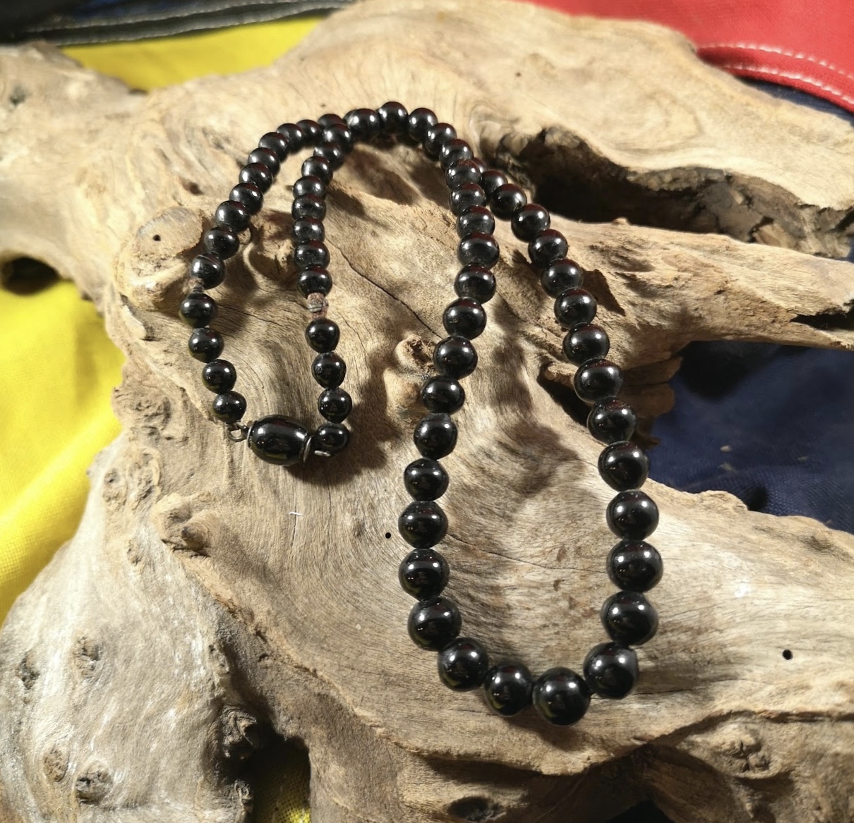 Antique 18.5″ round Whitby Jet beads