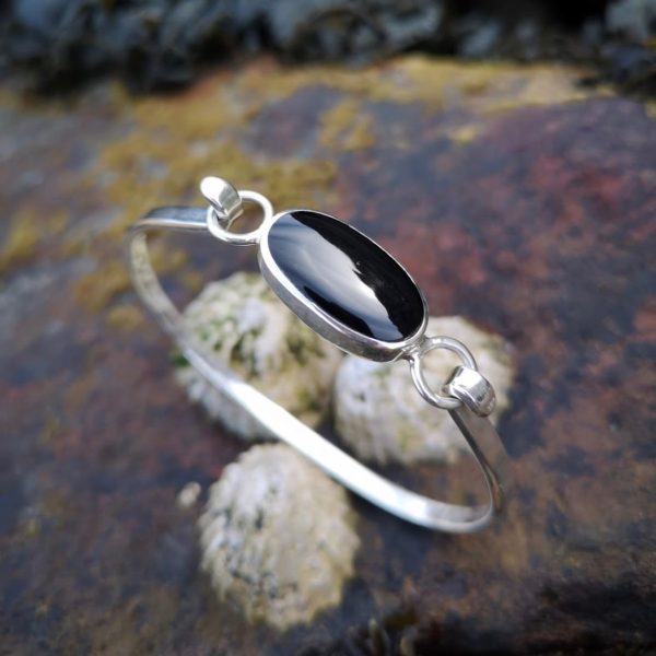 Landscape Oval Whitby Jet Bangle