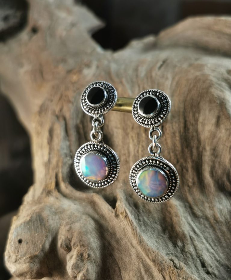 Elegant two stone drop earrings in Synthetic opal
