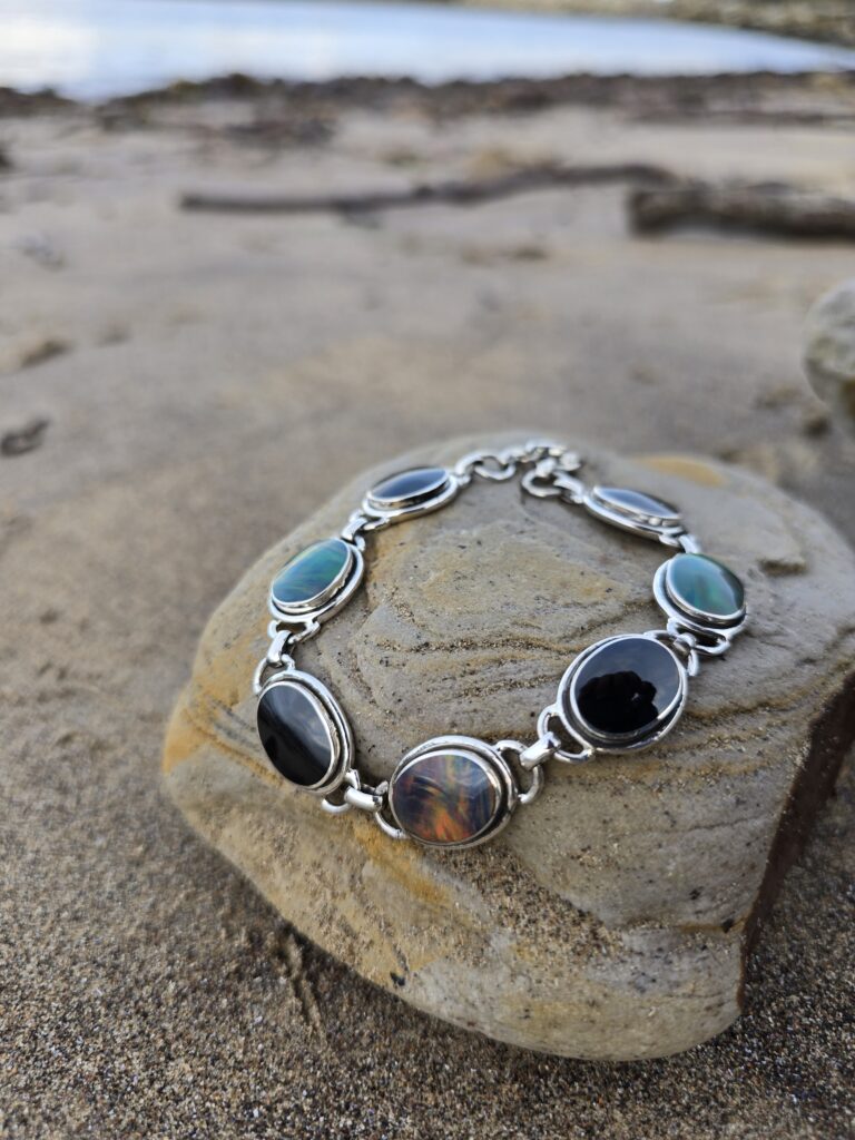 The Big Oval One-Opal Edition